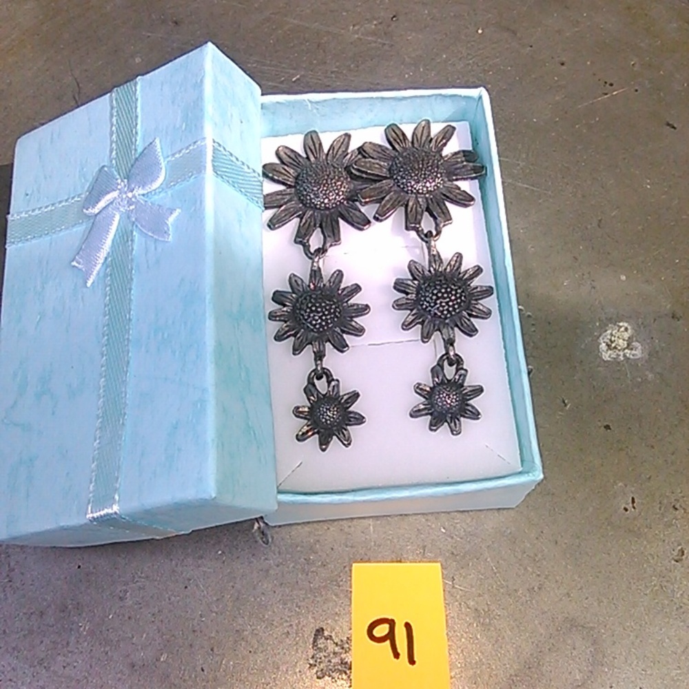 silver sunflower earrings